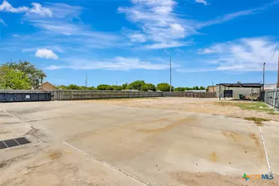 1508 N Ben Jordan Street, Victoria, TX 77901 - Photo 37