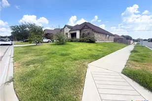 800 Siena Ct, Harker Heights, TX 76548 - Photo 3