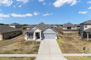 1821 Fall Creek Ct, Copperas Cove, TX 76522 - Photo 5