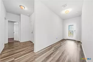 1821 Fall Creek Ct, Copperas Cove, TX 76522 - Photo 9