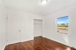 1907 N 22nd St, Killeen, TX 76541 - Photo 11