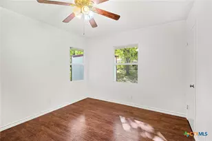 1907 N 22nd St, Killeen, TX 76541 - Photo 15