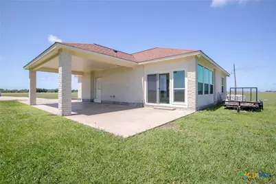 394 Sunrise Bay Drive, Port Lavaca, TX 77979 - Photo 3