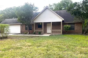 1306 Carnation Ln, New Braunfels, TX 78130 - Photo 1