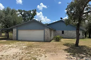 129 S McAdams Rd, Goliad, TX 77963 - Photo 3