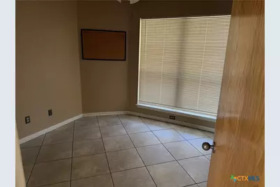 106 Amhurst Street, Victoria, TX 77904 - Photo 11