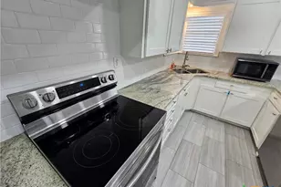 2002 N Wheeler St, Victoria, TX 77901 - Photo 17