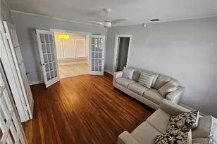 2002 N Wheeler St, Victoria, TX 77901 - Photo 9