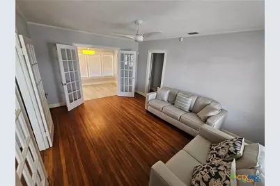 2002 N Wheeler Street, Victoria, TX 77901 - Photo 9