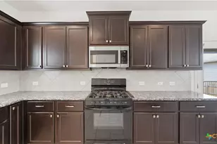 125 Flatland Trl, San Marcos, TX 78666 - Photo 11