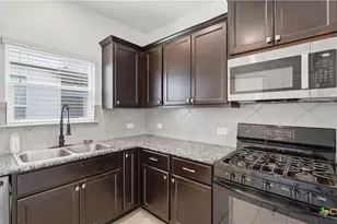 125 Flatland Trl, San Marcos, TX 78666 - Photo 13