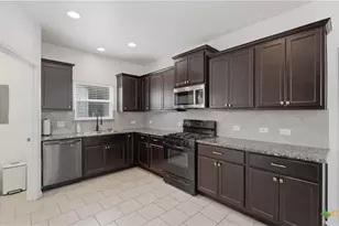 125 Flatland Trl, San Marcos, TX 78666 - Photo 15
