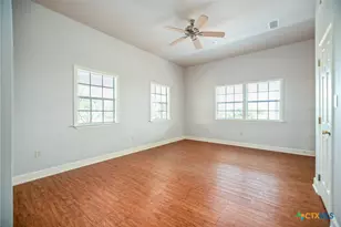 96 E Meadowlark Dr, Port Lavaca, TX 77979 - Photo 23