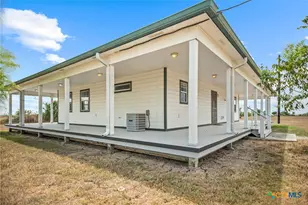 96 E Meadowlark Dr, Port Lavaca, TX 77979 - Photo 15