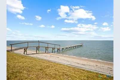 96 E Meadowlark Drive, Port Lavaca, TX 77979 - Photo 11