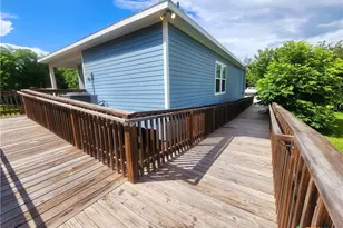 502 Migl St, Yoakum, TX 77995 - Photo 25