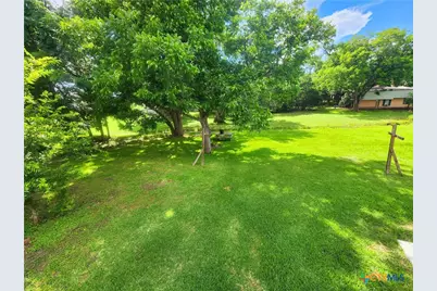 502 Migl Street, Yoakum, TX 77995 - Photo 27