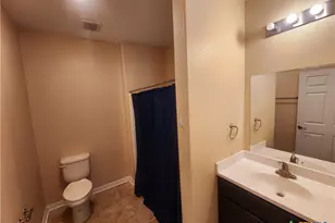 502 Migl St, Yoakum, TX 77995 - Photo 21