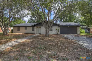 153 Swan Dr, New Braunfels, TX 78130 - Photo 1