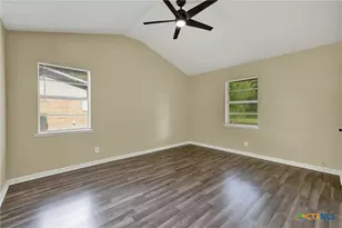 153 Swan Dr, New Braunfels, TX 78130 - Photo 11