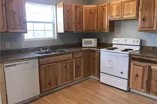 729 Clay Ridge, Canyon Lake, TX 78133 - Photo 3