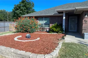 32 Tanyard Rd, Morgans Point Resort, TX 76513 - Photo 5