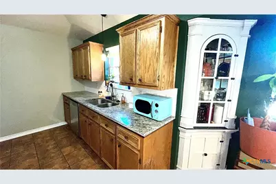 32 Tanyard Road, Morgans Point, TX 76513 - Photo 11