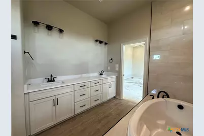 131 Lasso Loop, Lorena, TX 76655 - Photo 19
