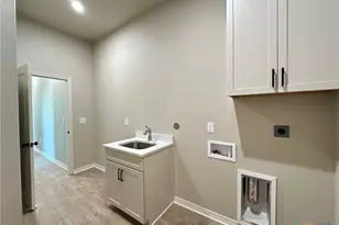 131 Lasso Loop, Lorena, TX 76655 - Photo 27