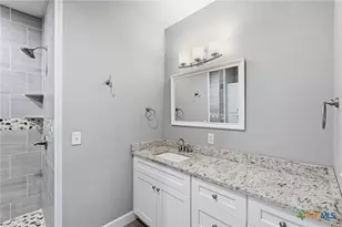 475 Cross Rd, Kingsbury, TX 78638 - Photo 11