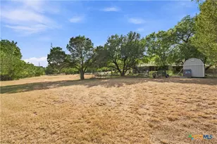 910 Cedar Ridge Rd, Gatesville, TX 76528 - Photo 23