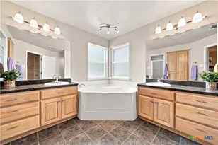 910 Cedar Ridge Rd, Gatesville, TX 76528 - Photo 13