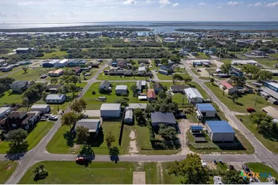 1207 W Madison Avenue, Port O'Connor, TX 77982 - Photo 29