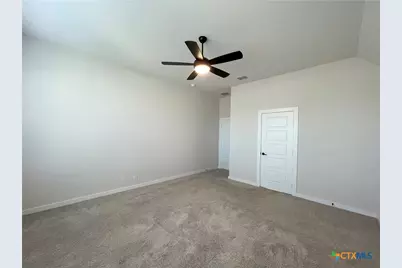 128 Radnor Road, New Braunfels, TX 78130 - Photo 9