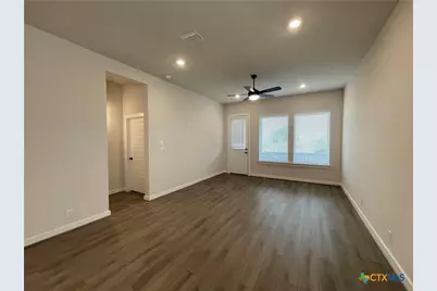 128 Radnor Road, New Braunfels, TX 78130 - Photo 7