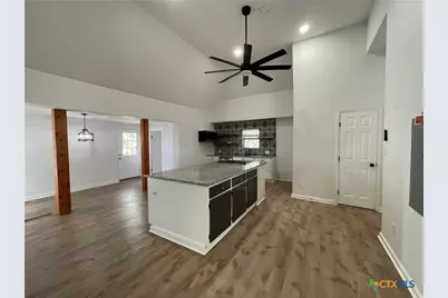 625 E 13th Avenue, Belton, TX 76513 - Photo 35