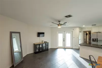 118 Waterford Drive, Victoria, TX 77901 - Photo 3