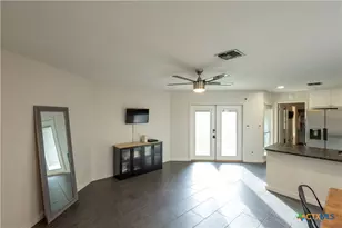 118 Waterford Dr, Victoria, TX 77901 - Photo 3