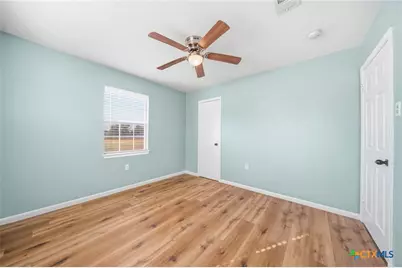 8707 E Highway 6, Riesel, TX 76682 - Photo 19