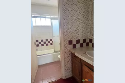 415 SE Main Street, Stockdale, TX 78160 - Photo 7