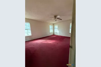 415 SE Main Street, Stockdale, TX 78160 - Photo 5