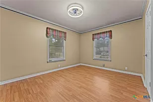 413 Woodland Point Rd, Belton, TX 76513 - Photo 17