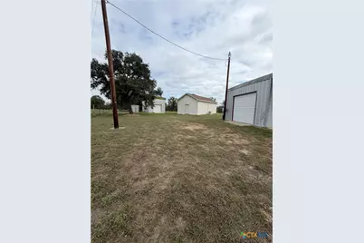 1684 Zengerle Rd, Cuero, TX 77954 - Photo 43