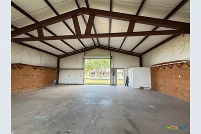 433 W Klein Road, New Braunfels, TX 78130 - Photo 27