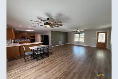 433 W Klein Road, New Braunfels, TX 78130 - Photo 7