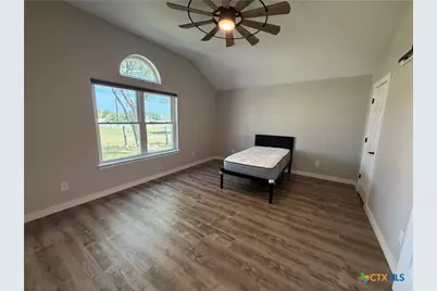 433 W Klein Road, New Braunfels, TX 78130 - Photo 15