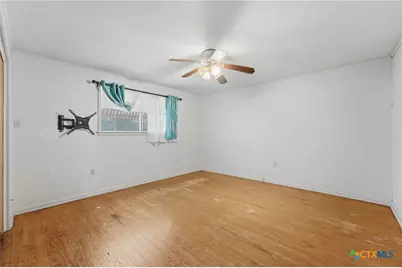 520 Seydler Street, Gonzales, TX 78629 - Photo 9