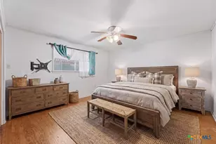 520 Seydler St, Gonzales, TX 78629 - Photo 11