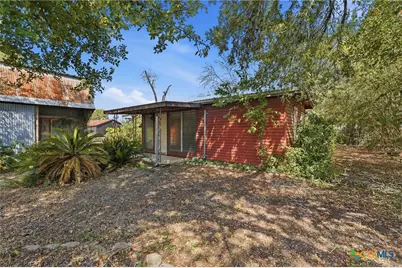 520 Seydler Street, Gonzales, TX 78629 - Photo 17