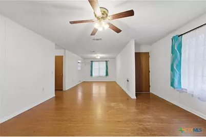 520 Seydler Street, Gonzales, TX 78629 - Photo 9